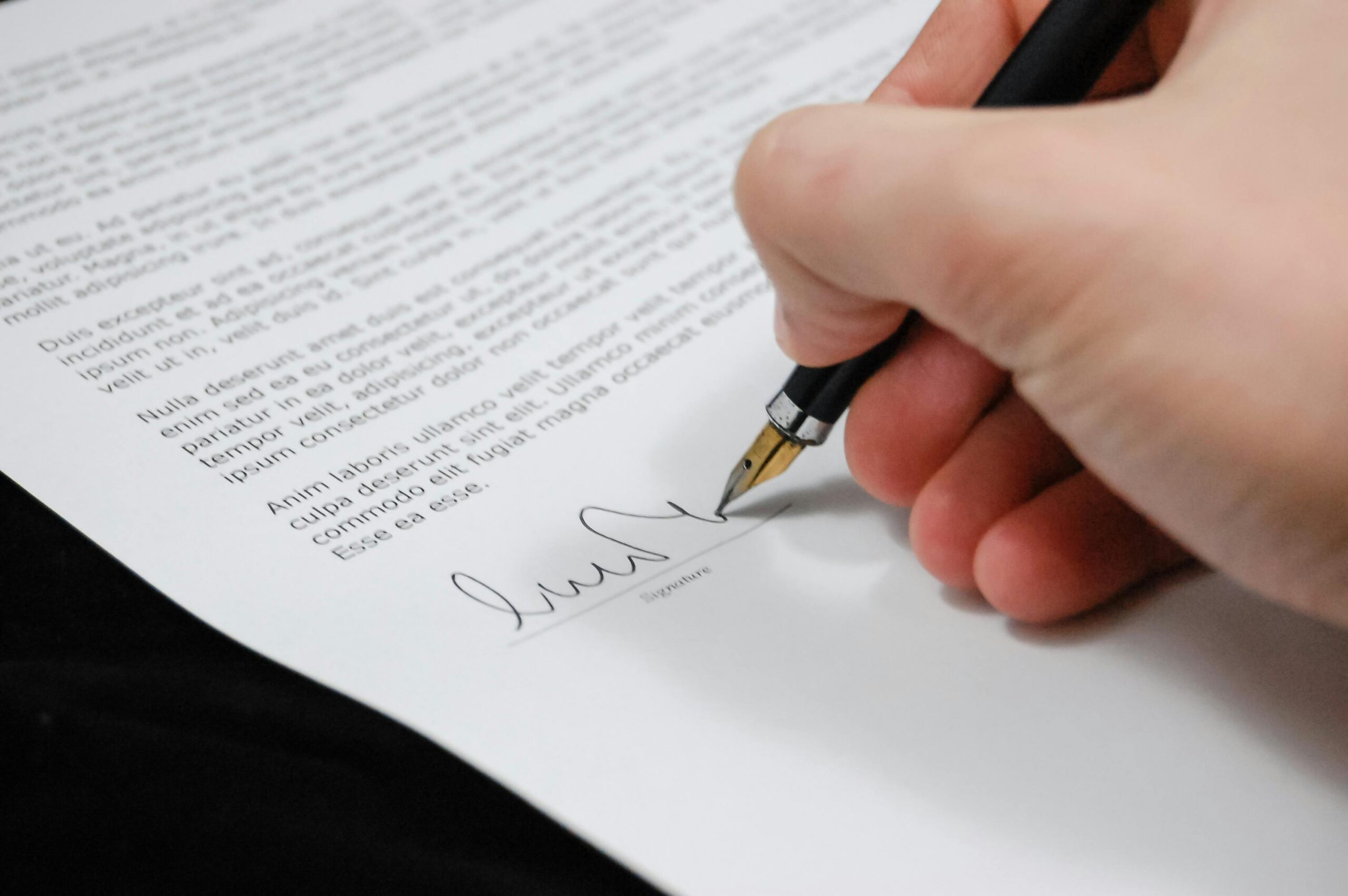 Contratos bem elaborados: a importância de prevenir conflitos jurídicos